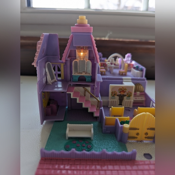 Rare Vintage 1993 Bluebird Polly Pocket Wedding Chapel Compact Only - Picture 5 of 9